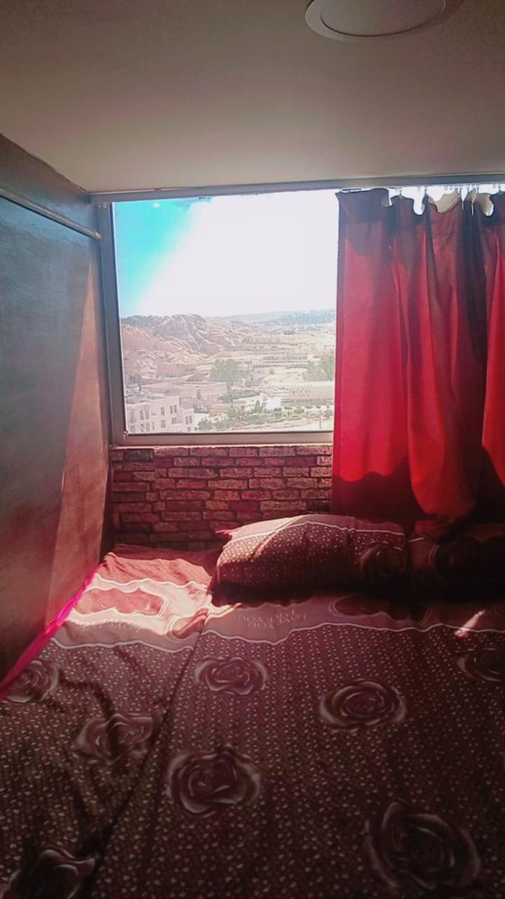 Petra Cabin Hostel وادي موسى المظهر الخارجي الصورة