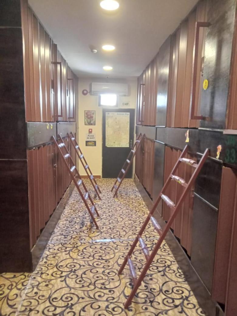 Petra Cabin Hostel وادي موسى المظهر الخارجي الصورة